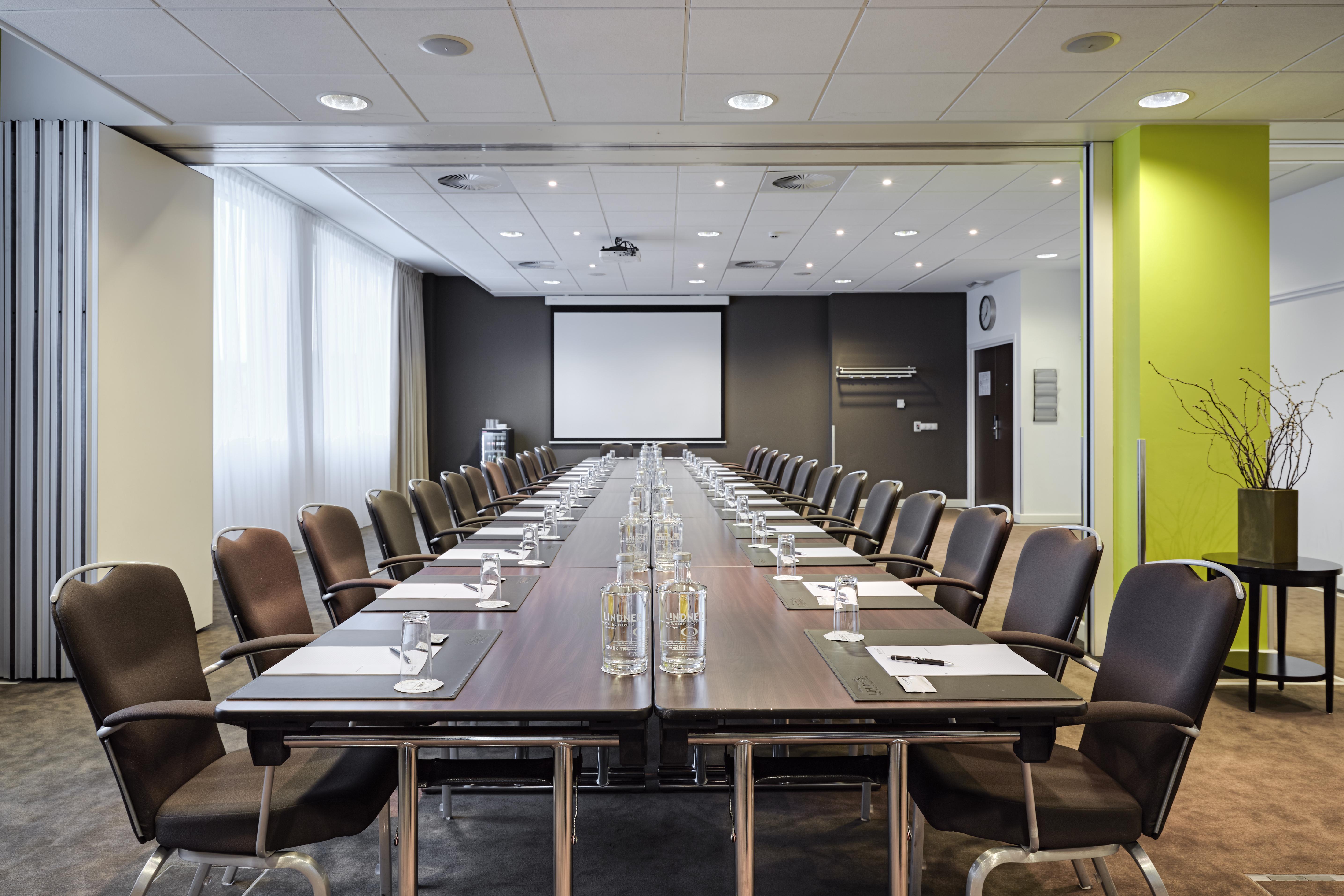 Lindner Hotel Antwerp, Part Of Jdv By Hyatt Bagian luar foto
