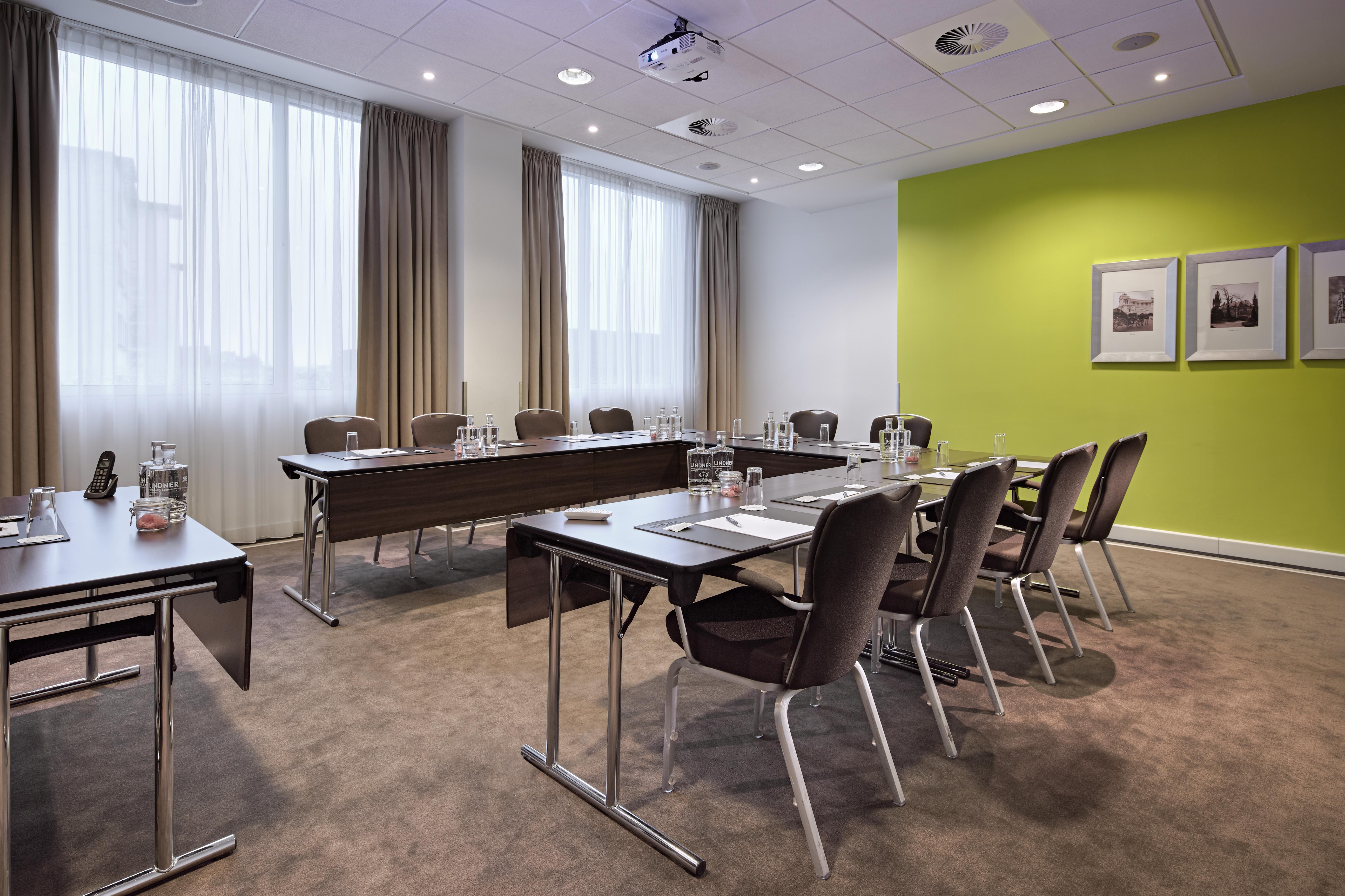 Lindner Hotel Antwerp, Part Of Jdv By Hyatt Bagian luar foto