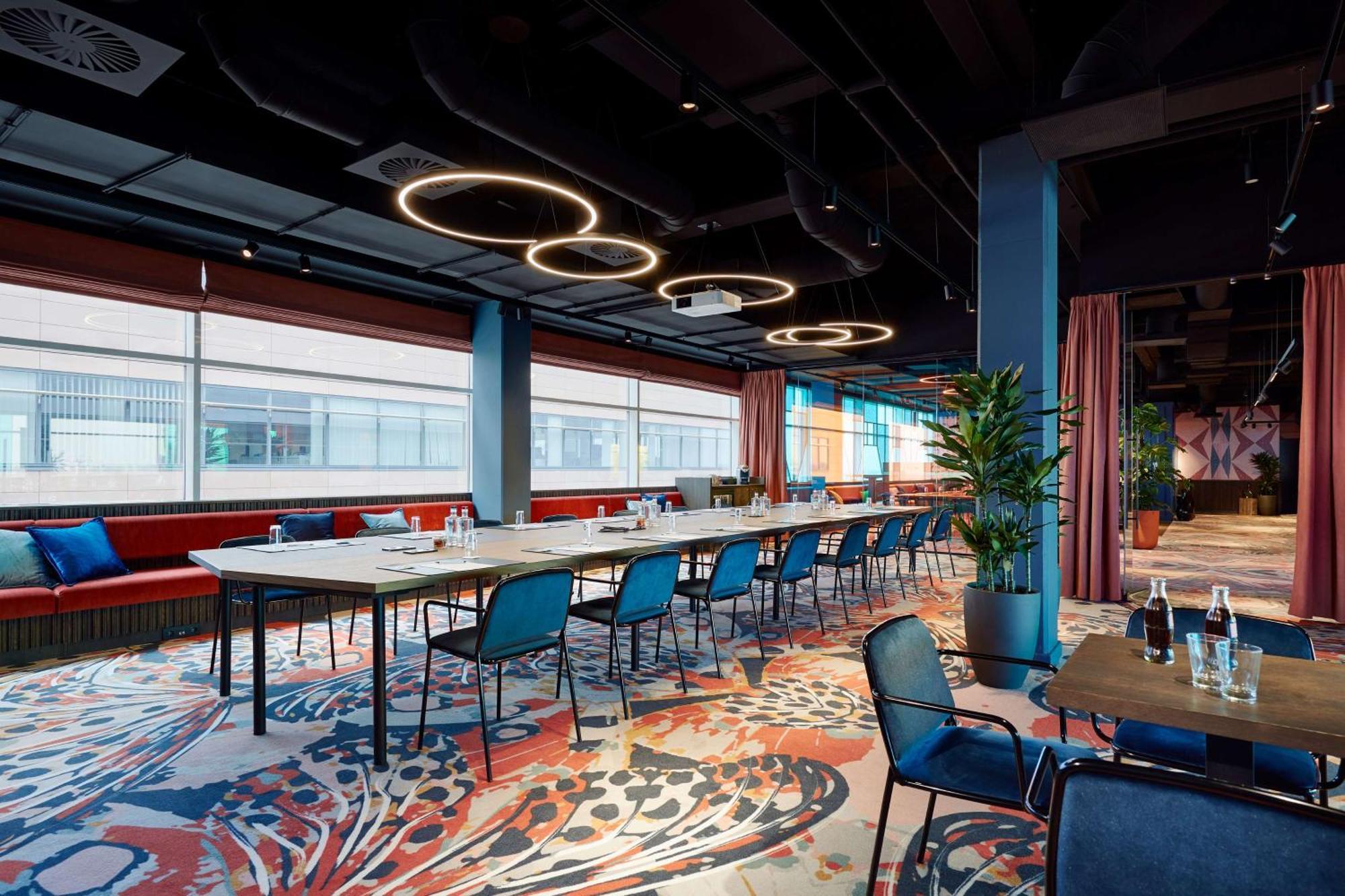 Lindner Hotel Antwerp, Part Of Jdv By Hyatt Bagian luar foto